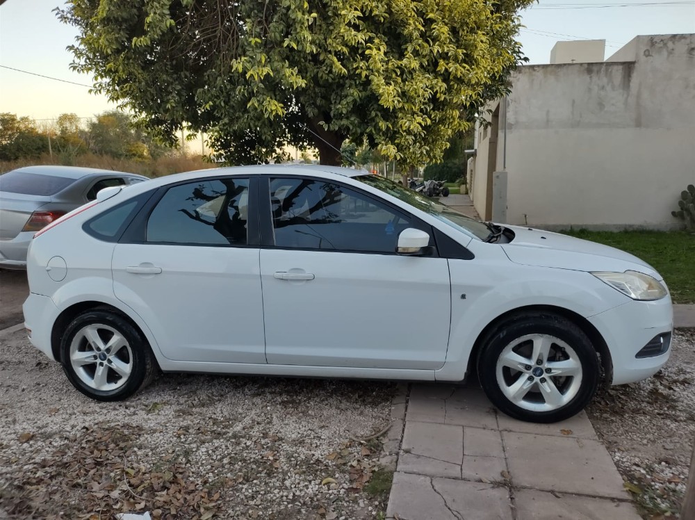 Ford trend 2.0 — foto 2